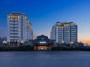 Nanchang Kaimei Grand Hotel (Aixi Huxi Metro Station)