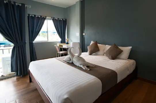 ห้องสุพีเรียร์ (เตียงใหญ่)