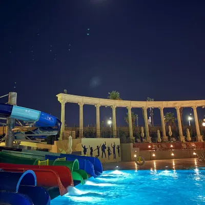 IL Mercato Splash Aqua Park Hotels near Old Market