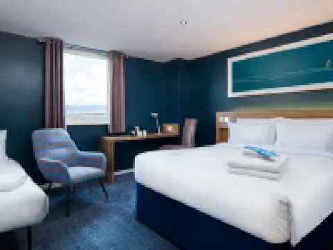 Travelodge Devizes Hotel Отели в г. Девицес
