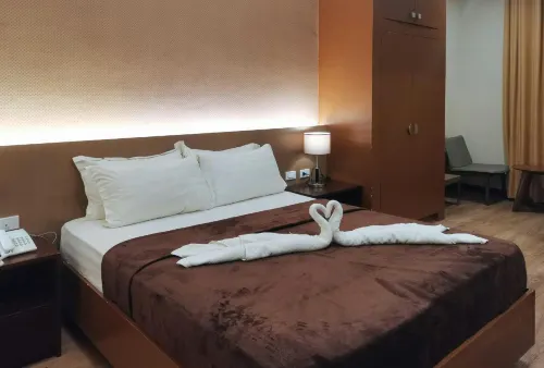 RedDoorz Premium @ Grand 29 Hotel 카피스 호텔