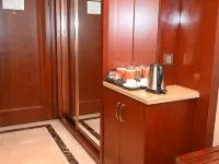 Celebrity City Hotel Hotels in Jianyang