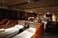 Lingao Hot Spring International Hotel
