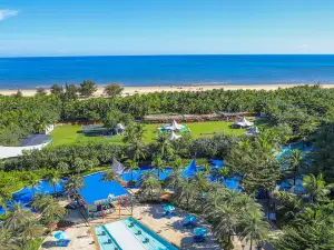 Aloha Oceanfront Suite Resort