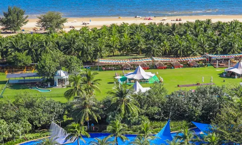 Aloha Oceanfront Suite Resort