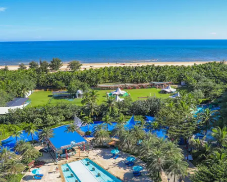Aloha Oceanfront Suite Resort Hoteles en Lingshui