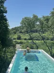 Yin Ma Shan Ju - Pools