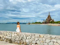 Mayaana Beach Resort Pattaya (Formerly known as Golden Tulip Pattaya Beachfront Resort) - en bord de mer