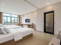 Mezzz Hotel Hotel a Cixi