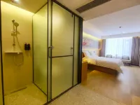Longjiang Yishe Hotel (Baima Pedestrian Street) - 2-Star