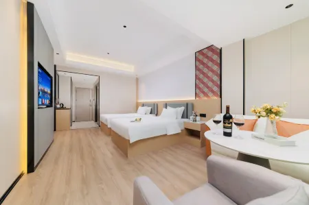 Huayun Select Hotel Отели рядом с достопримечательностью «Yongzhou Normal College»