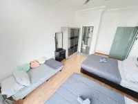 Next to Paradigm Mall Escape JB,3BR, Up to 10 Person,