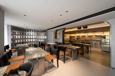 THE PEACH BEACH HOTEL Отели рядом с достопримечательностью «Jinshawan Coastal Park»