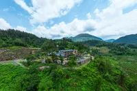 Zhuyuan Fort Homestay (Lion Pass Scenic Area Branch)