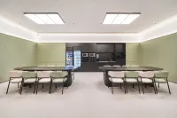 Hi Inn (Nanchang Bayi Square Wushang Mall)