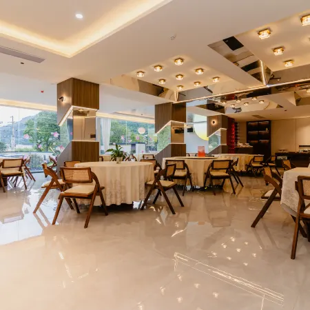 Liangjiang Yunsu (Lechang Huangluohuahai Store)