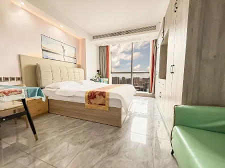 Geyou Apartment (Liuhe Xiongzhou Subway Station Guesthouse) Отели рядом с достопримечательностью «Wanshougong»