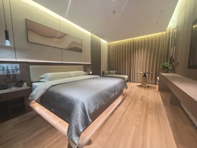 Hillman Hotel Hotels near Shiquan River