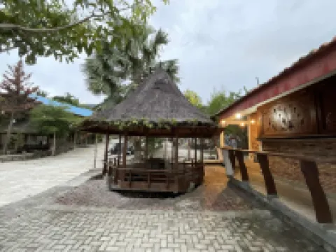 Gondang Sivali Hotel