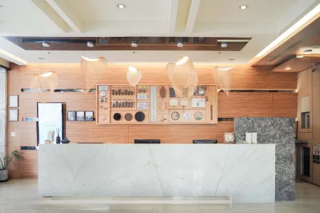 Tea Way Hotel Отели рядом со станцией HSR Taichung Station