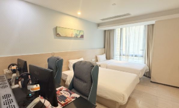 Wave E-sports HOTEL(Damuqiao Subway Station Branch)