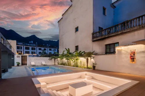 Kuriki Ichigo · FAIRYLAND Stream and Rice Field Designer Pool Accommodation
