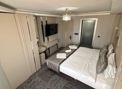 Grand Heykel Hotel