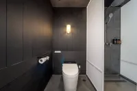 The CONGQIANMAN Hotel, West Street Li River Branch - Private Pools