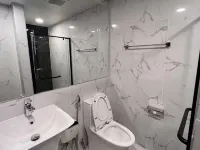 Cozy Condo Bed Space | Secure Cabinets + Wi-Fi/Parking + Full Appliances Hotels in Davao City