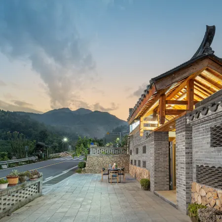 Warm and cool homestay