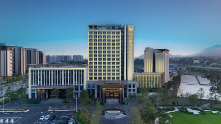 Baoding  Dewen Narada Grand Hotel Отели в г. Исянь