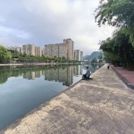 Huiyue Qianxi Hotel