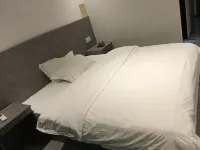 Pengcheng Hotel Hotels in Shayang County