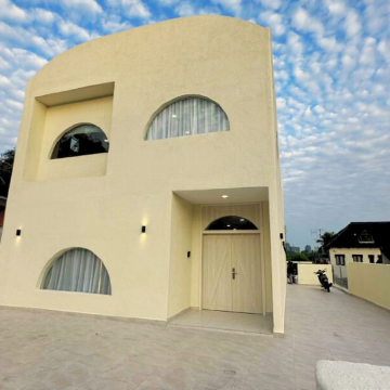 The Luxurious 40 @ Millos Villa Hotel Exterior