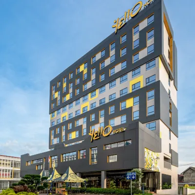 YELLO Hotel Jambi Hotel dekat Indomaret Pal 10 Kota Jambi