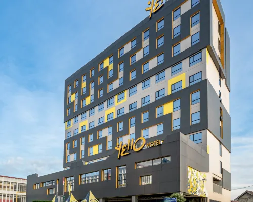 Yello Hotel Jambi Hotels in Jambi