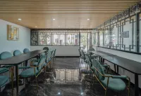 保山景林飯店（保山客運站三館廣場店）