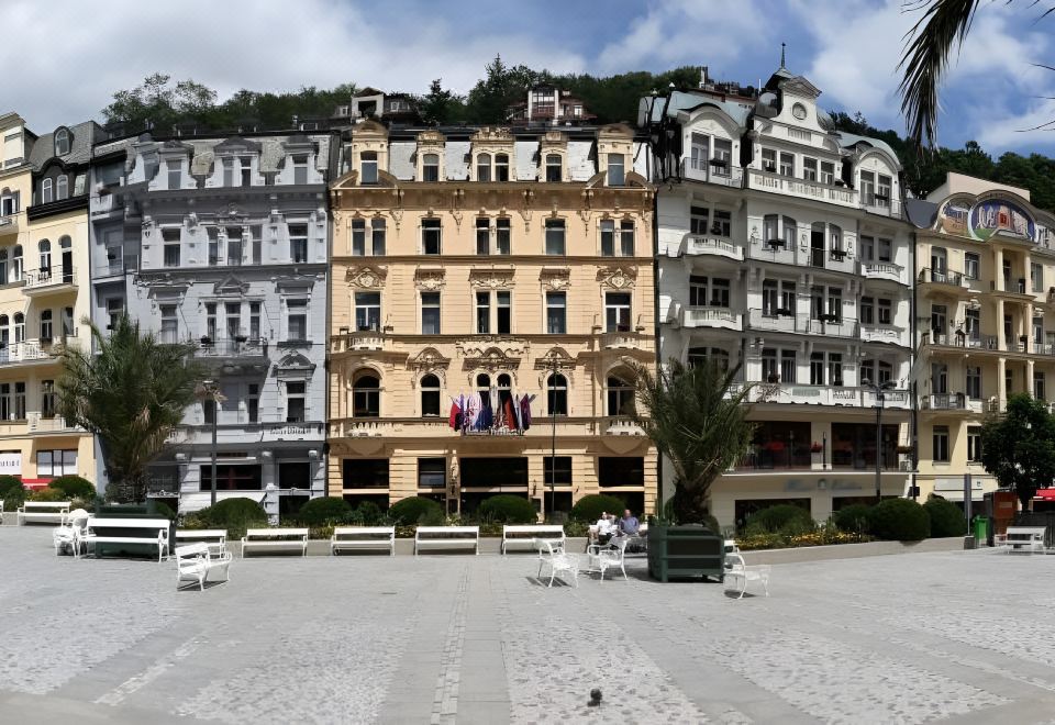 hotel overview picture