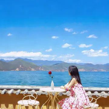 Lugu Lake Scenic Area Gutao Yuanzhu Full Lake View Waterfront Vacation Apartment