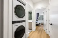 New Luxury 4BR Dunbar Home Near UBC & Kits | Sleeps 10 | Ideal for World Cup Guests