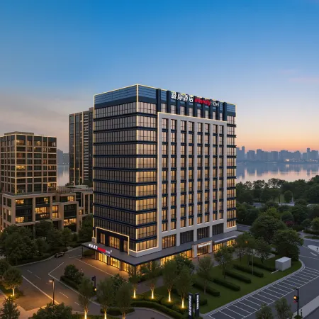 IntercityHotel (Wuhan Nanhu Huazhong Agricultural University)
