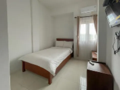 RedDoorz @ Jalan Raya Kuta Lombok Mandalika