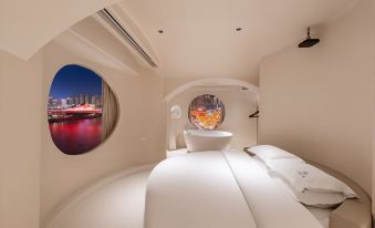 Moon· Guang Jiangjing Guest House (Jiefangbei Hongyadong Branch)