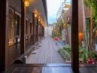 Architect's Cat Hanok - Sindal House Gyeongju Hotels near Yangsanjae