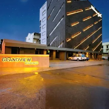 Grandview Residence Отели рядом с достопримечательностью «Чиангмайский университет»