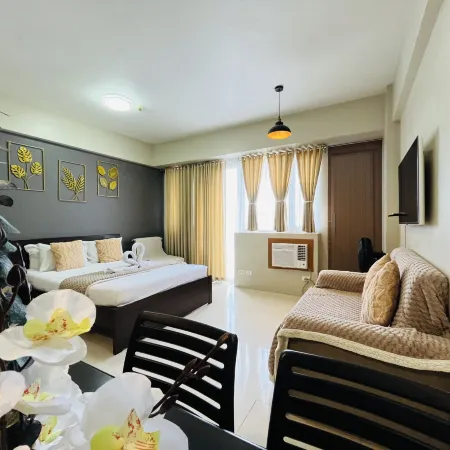 Studio Unit in One Palm Tree Villas across NAIA Terminal 3 Отели рядом с достопримечательностью «Торговый центр Newport»