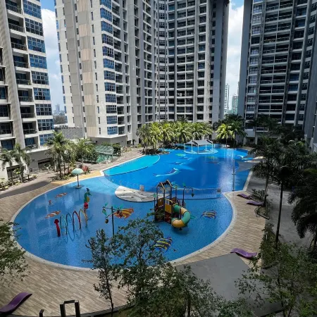 Happy Home @ Atlantis Residences [Pool View]