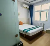 Xianyang Yuehao Service Hotel