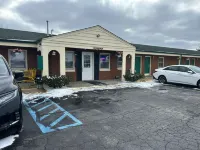 Hillcrest Motel by OYO Aurora Near Lawrenceburg