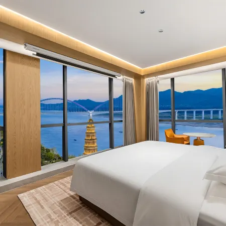 Jifeng International Hotel (Yichang Three Gorges Visitor Center Wanda Branch)